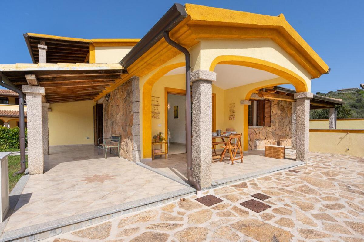 Angel Village San Teodoro  Exterior photo